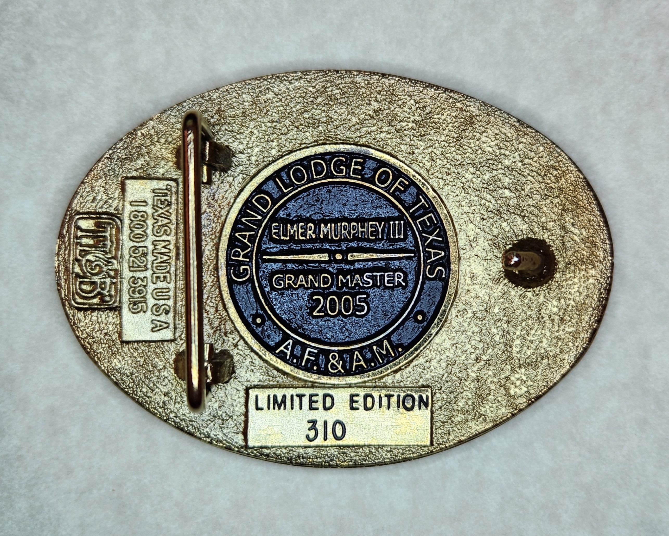 [Buckle Pic Missing] (Click here)